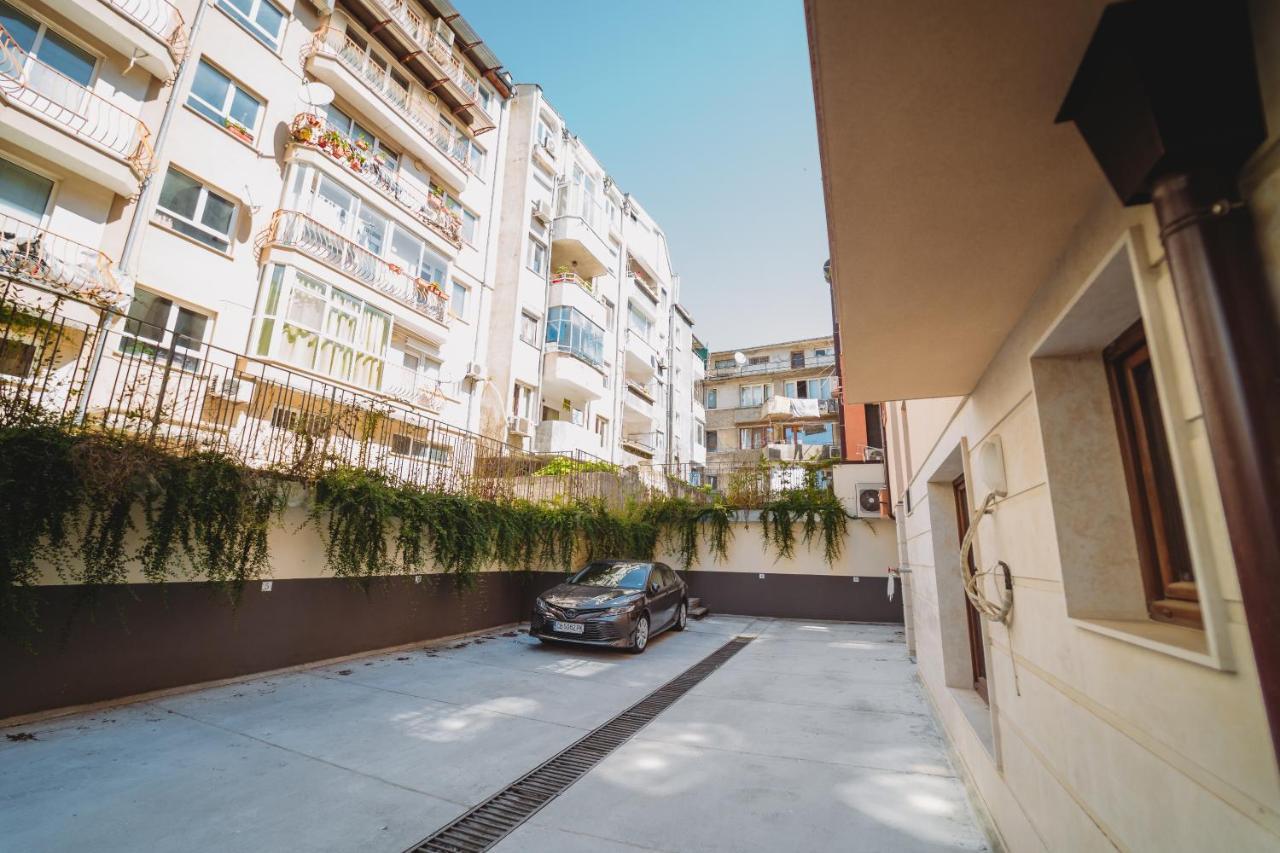 Andreya'S Sea Apartment-Beach, Sea Garden ,Old Town, Free Parking, Free Evcharging Station Varna Extérieur photo