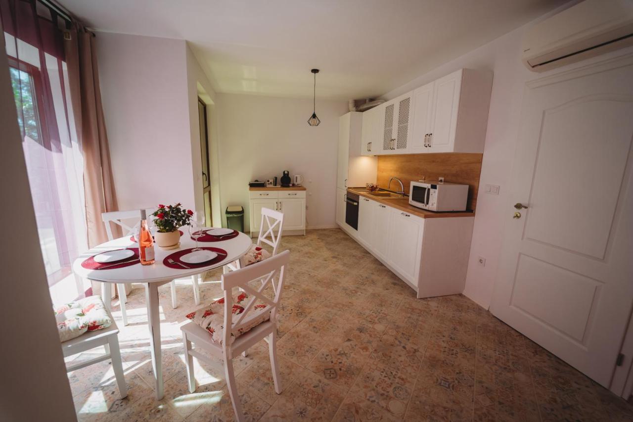 Andreya'S Sea Apartment-Beach, Sea Garden ,Old Town, Free Parking, Free Evcharging Station Varna Extérieur photo