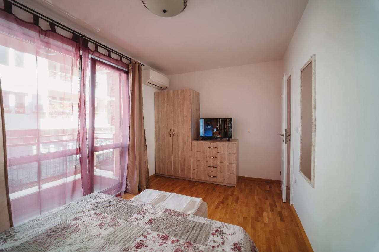 Andreya'S Sea Apartment-Beach, Sea Garden ,Old Town, Free Parking, Free Evcharging Station Varna Extérieur photo